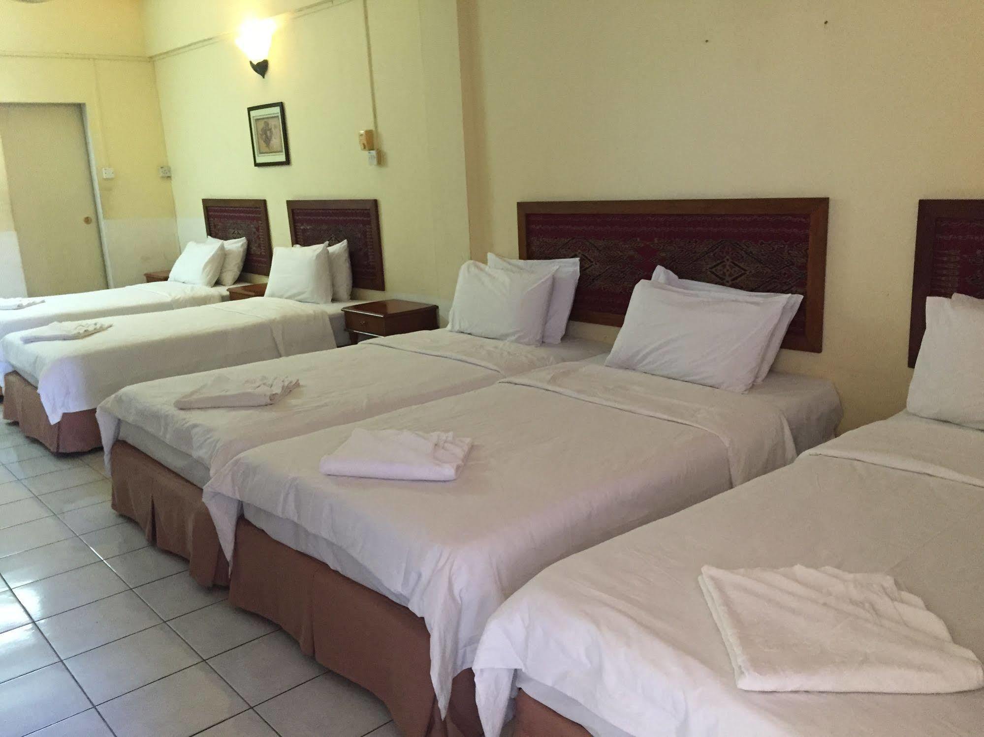 Seapark Condotel Hotel Kota Kinabalu Exterior foto